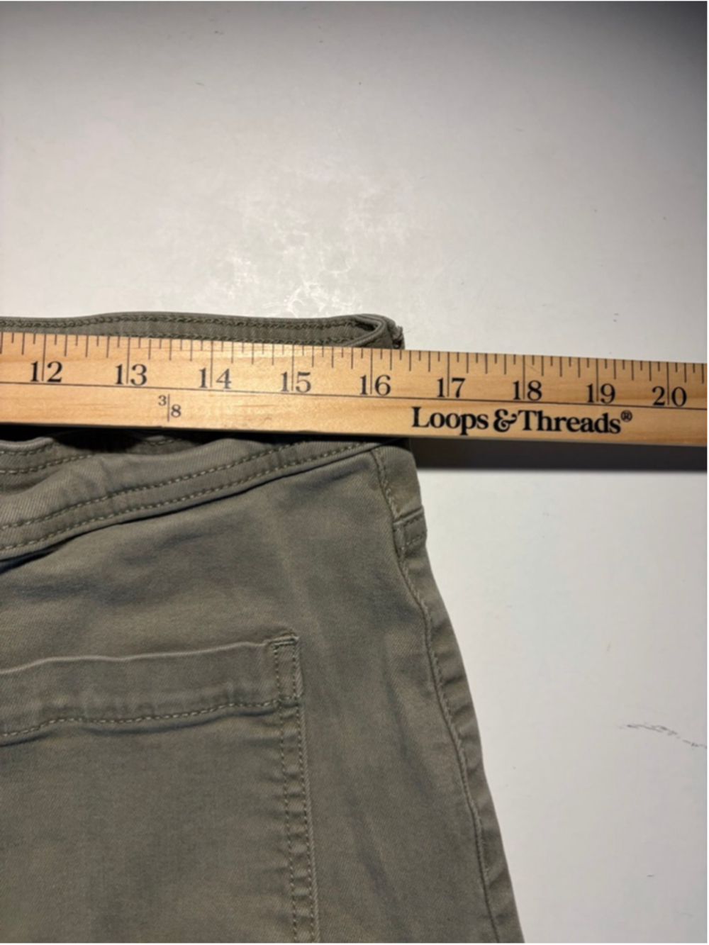 Women's Buffalo David Bitton Green High Rise Cropped Pants Size 14
200 - Picture 3 of 9